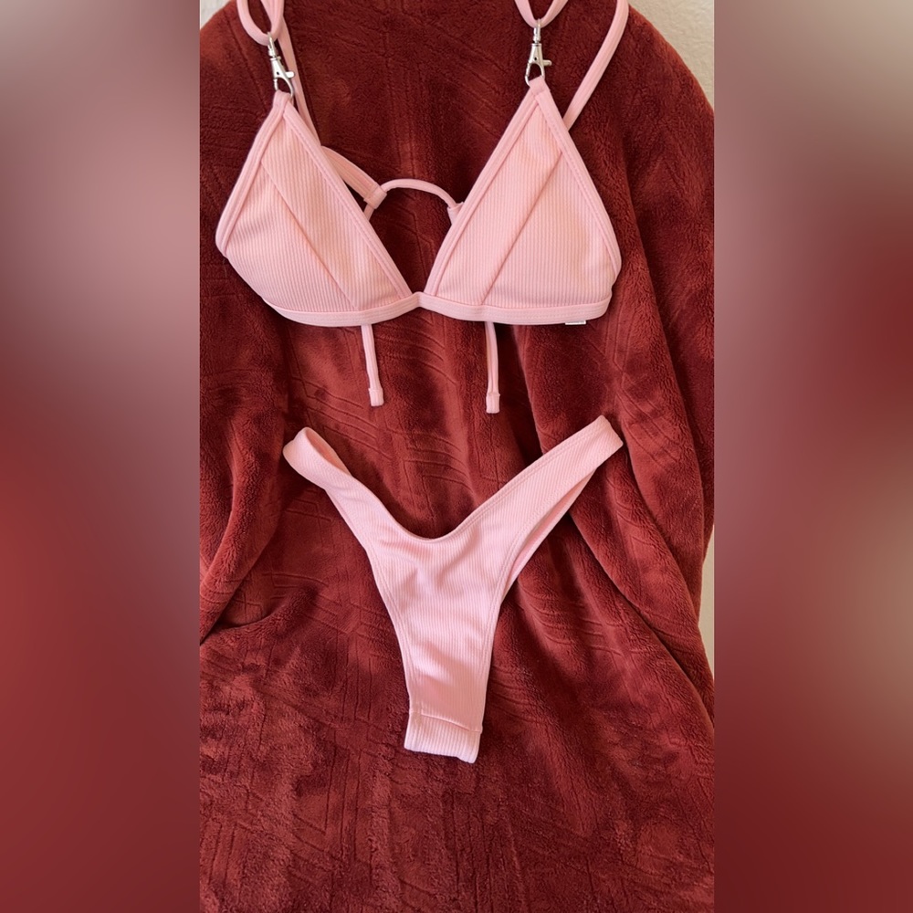 Pretty pink bikini!